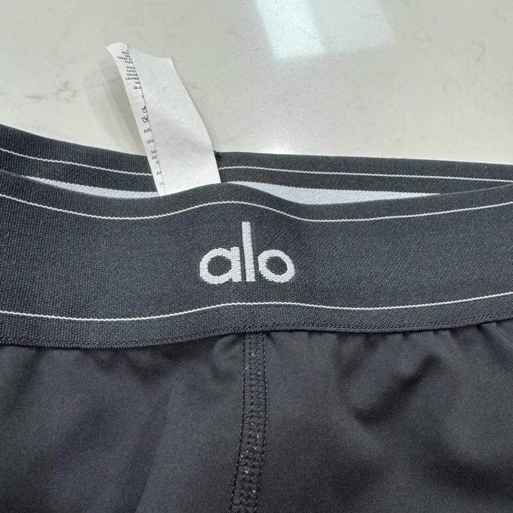 Alo airlift suit up legging large - Picture 6 of 6